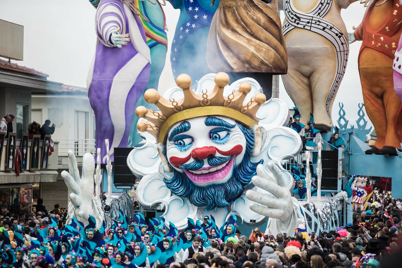 Covid: Carnevale di Viareggio slitta al 20 febbraio