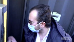 Congresso Federale della Lega, l’arrivo dei big in via Bellerio: “Leadership Salvini non è in discussione”