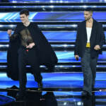 Sanremo tra musica e commozione. In testa Mahmood e Blanco, festa Maneskin