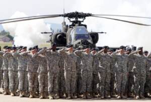 Usa, il Pentagono conferma l’invio di truppe nell’est Europa