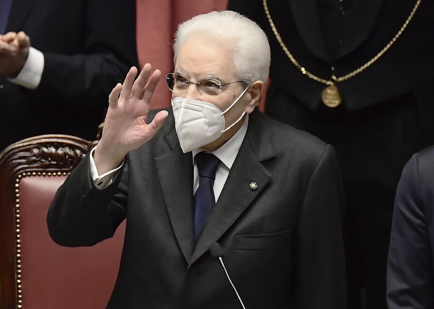 Quirinale: Mattarella per un’Italia di dignità e speranza. E rilancia il Parlamento Quirinale: Mattarella per un’Italia di dignità e speranza. E rilancia il Parlamento