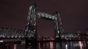 Rotterdam: ecco il ponte che potrebbe essere smontato per far passare lo yacht di Bezos