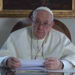 Papa Francesco: “La pandemia ci ha dimostrato che siamo tutti uguali”