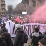Roma: studenti in piazza contro la “repressione” e gli esami di maturità