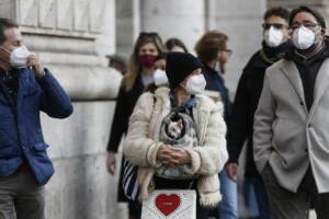 Covid, Costa: “Dall’11/2 via le mascherine all’aperto. Poi cambiamenti su Green Pass”