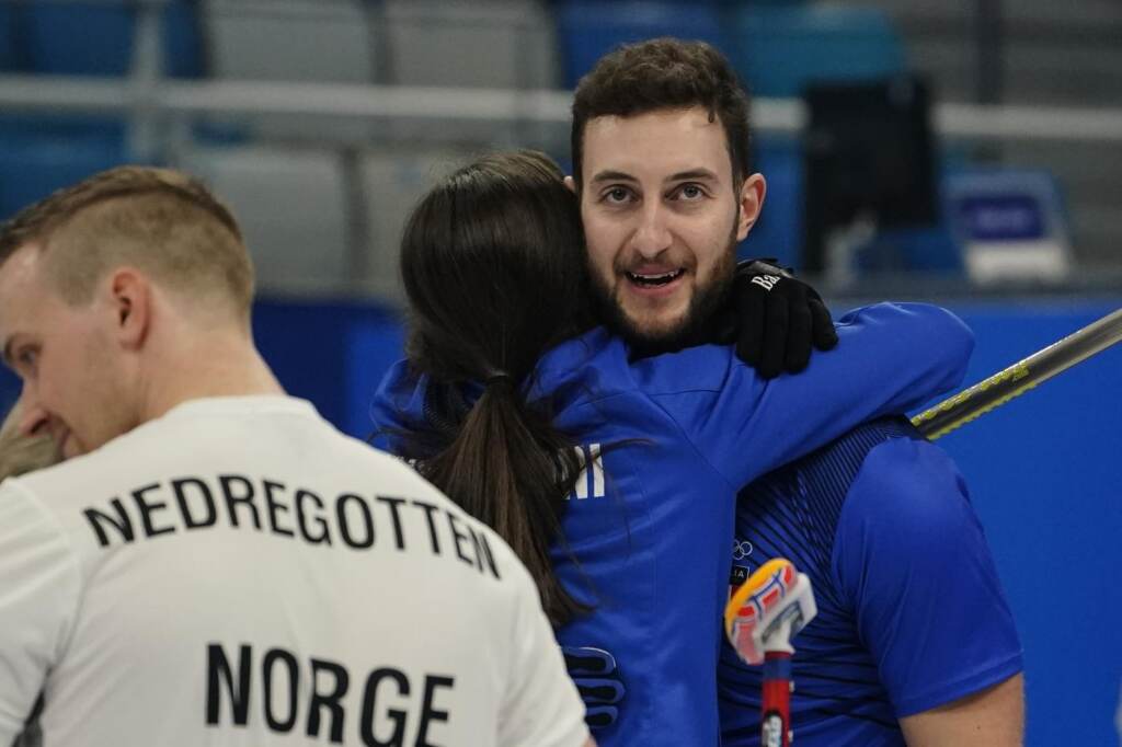 Galleria foto 'Pechino 2022, le immagini dell’oro nel curling di Constantini e Mosaner | GALLERY' - foto 15