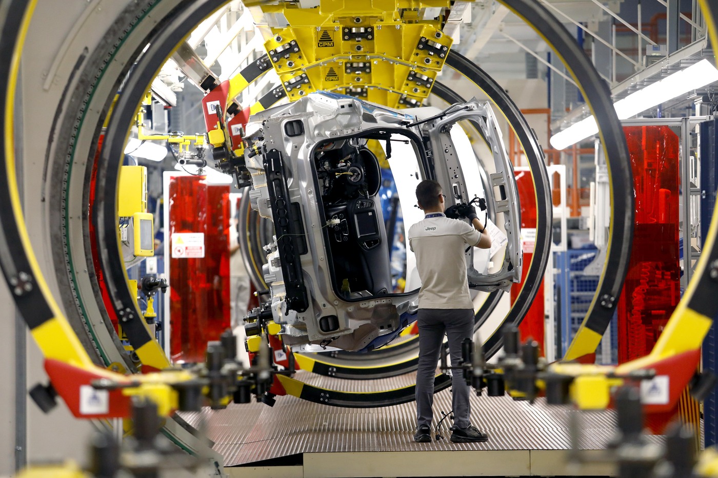 Automotive: governo riunisce tavolo, verso risorse in decreto prossima settimana Automotive: governo riunisce tavolo, verso risorse in decreto prossima settimana