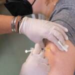 Vaccini, Magrini (Aifa): “No quarta dose, richiamo annuale”