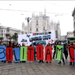 Milano, studenti in piazza: “Chiediamo riforma strutturale della scuola”