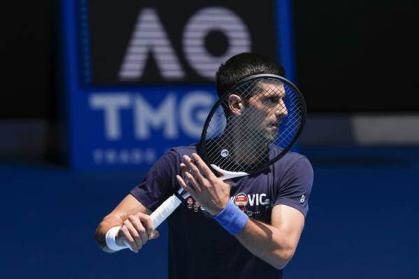 Tennis: Djokovic, prossimi tornei?Disposto a rinuncia se costretto a vaccinarmi
