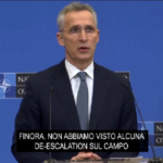 Ucraina, Stoltenberg: “Non abbiamo visto ancora segni de-escalation”