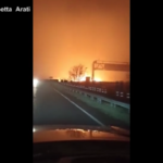 Lodi, cisterna in fiamme sulla A1: autostrada chiusa