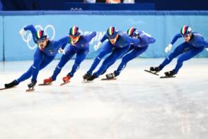 Pechino 2022, short track: bronzo per l’Italia nella staffetta maschile