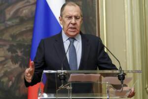 Tensione in Ucraina: Lavrov