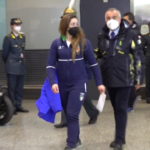 Polemica Goggia-Brignone, Sofia al rientro in Italia: “Preferisco glissare, come faccio in discesa libera”