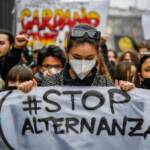 Milano, morti alternanza scuola-lavoro: imbrattata sede Inail