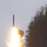 La Russia testa i missili: le immagini del ministero della Difesa