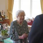 Royal Family, foto della Regina Elisabetta nel 2022 fu ritoccata