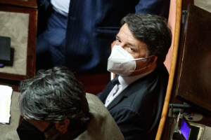 Caso Open: da Senato sì a conflitto attribuzione. Renzi, no violentare vite altrui
