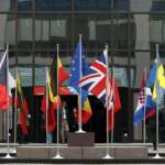 Ucraina: Ue annuncia sanzioni contro Mosca, violato diritto e accordi Minsk