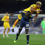 Calcio: Europa League, Napoli-Barcellona 2-4 il finale, azzurri fuori