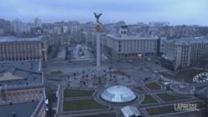 Ucraina, nell’alba di Kiev suonano le sirene
