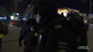 Proteste contro la guerra in Russia, centinaia di fermi