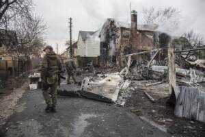 Guerra Russia-Ucraina, lanciato nella notte attacco su Kiev: esplosioni in città