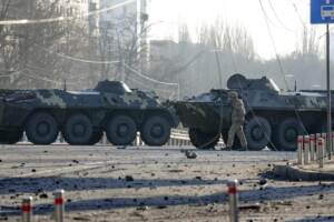Guerra Russia-Ucraina, la città di Kiev assediata dalle truppe russe