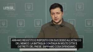 Zelensky: “Infranti i piani di Mosca, non metteranno burattini a Kiev”
