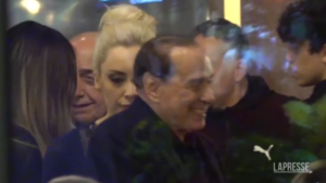 Incontro Berlusconi-Salvini in un ristorante a Milano: “Abbiamo parlato di Ucraina”