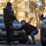 Cronaca di guerra: cosa è accaduto nel terzo giorno di conflitto. Biden: “Alternativa a sanzioni è Terza guerra mondiale”. Cremlino: “Offensiva a tutto campo”