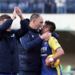 Calcio: Serie A, Verona-Venezia 3-1 il finale, tris di Simeone
