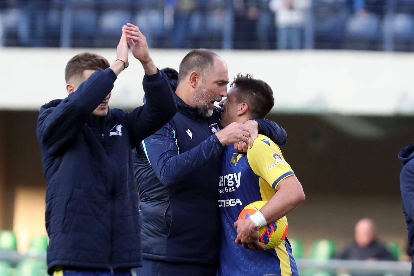 Calcio: Serie A, Verona-Venezia 3-1 il finale, tris di Simeone