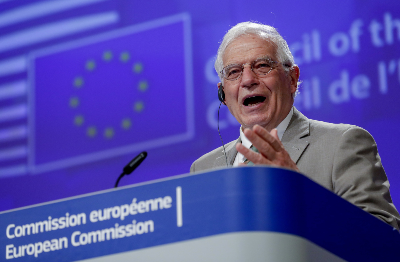 Aiuti militari europei all’Ucraina e sanzioni ulteriori alla Bielorussia. Borrell: “La guerra avrà ricadute sul caro energia per tutti”