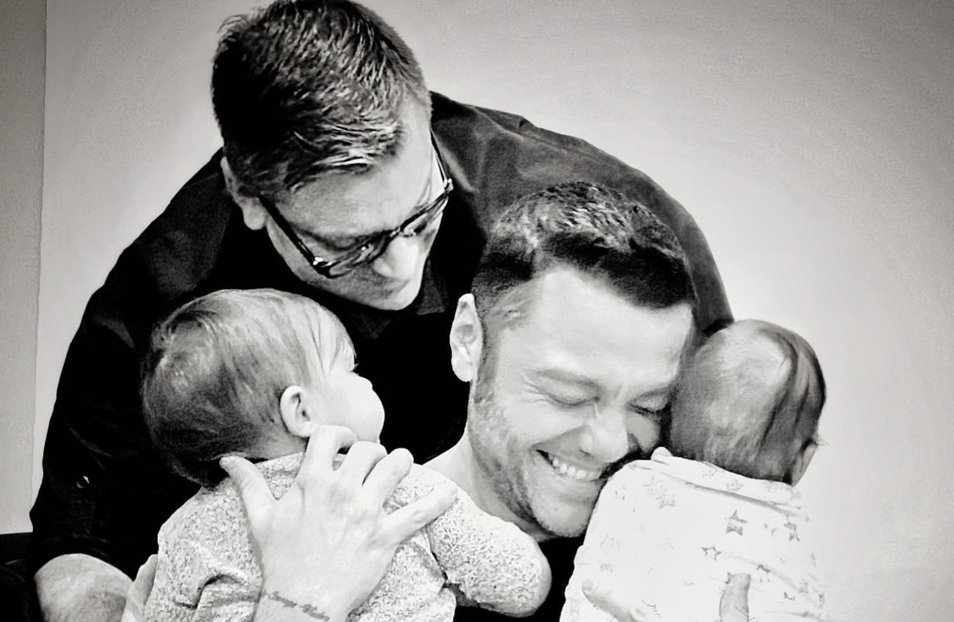 Tiziano Ferro annuncia il divorzio: “È momento delicato”