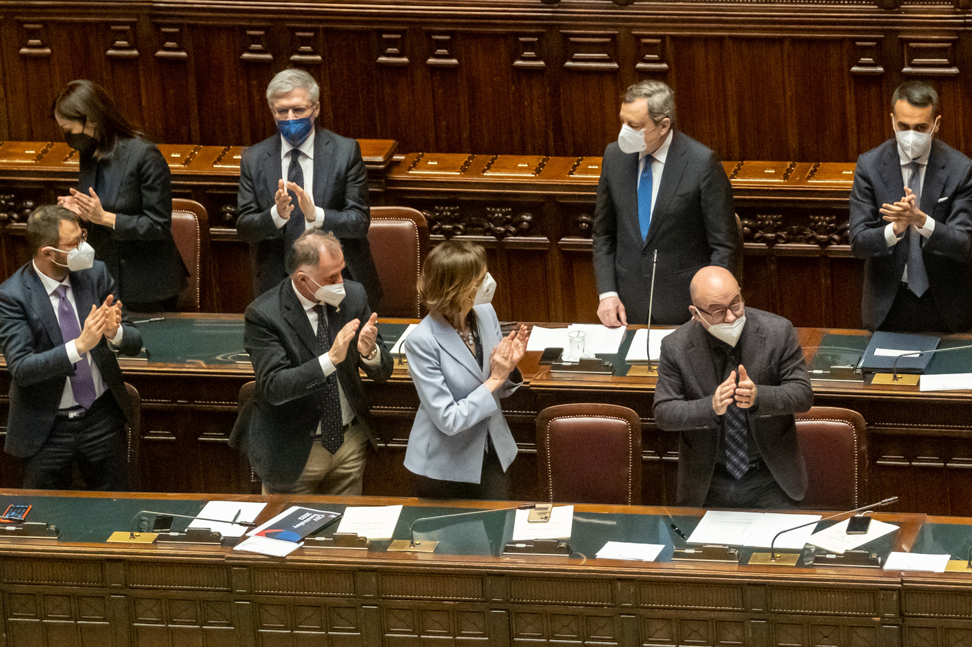 Ucraina, Draghi incassa sì bipartisan su armi: “L’Italia non si volta da altra parte”