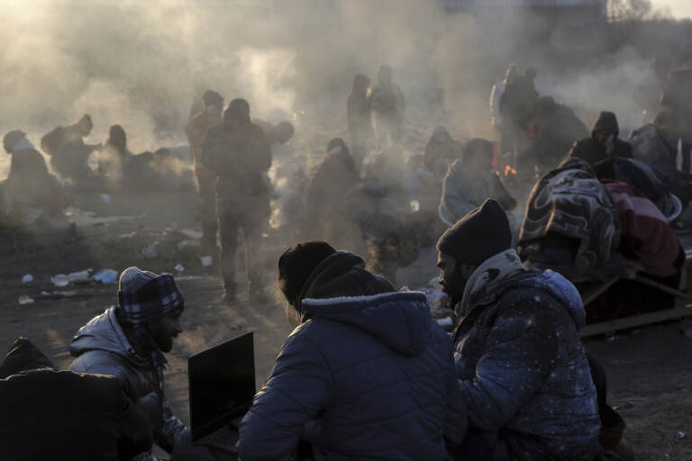 Guerra Ucraina, oltre 660 mila profughi. Onu: il più drammatico esodo europeo di questo secolo – LE IMMAGINI