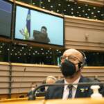 Ucraina, Zelensky a plenaria: “L’Ue provi che è con noi”. Eurocamera, avanti su richiesta adesione