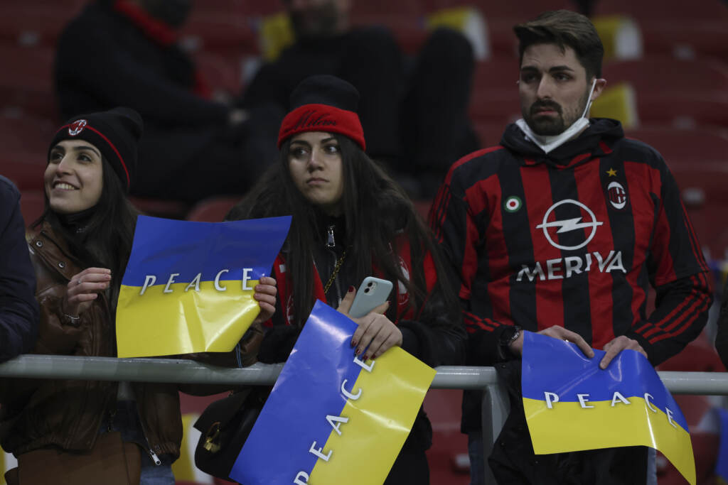 Galleria foto 'Ucraina, lo sport mondiale si tinge di giallo-azzurro – LE IMMAGINI' - foto 7