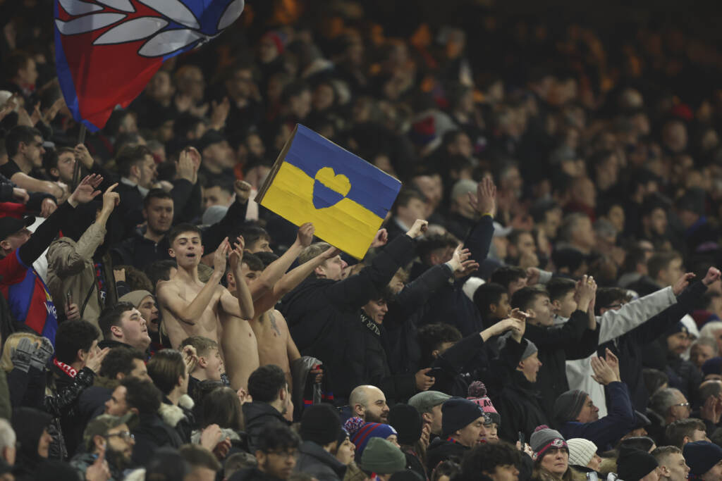 Galleria foto 'Ucraina, lo sport mondiale si tinge di giallo-azzurro – LE IMMAGINI' - foto 10