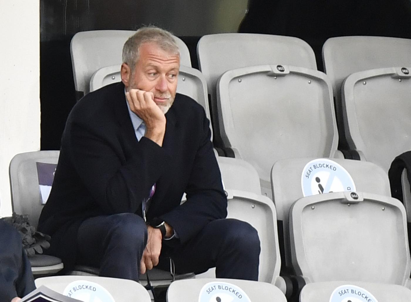 Abramovich mette in vendita il Chelsea, i proventi alle vittime della guerra in Ucraina