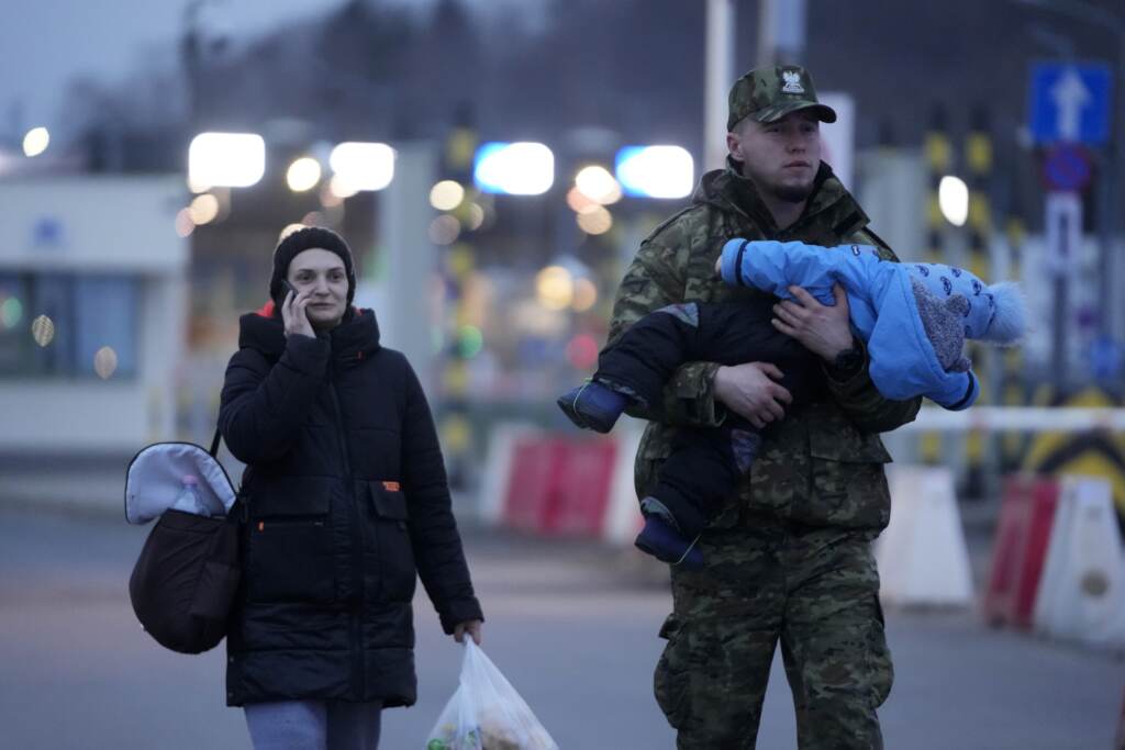 Galleria foto 'Guerra Ucraina-Russia, Onu: Oltre un milione di profughi – LE IMMAGINI' - foto 7