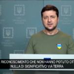 Ucraina, Zelensky: “La Russia risarcirà Kiev per tutti danni della guerra”