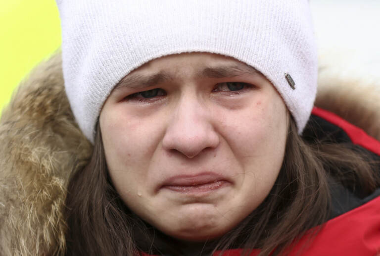 8 marzo in Ucraina, le donne e le mamme in fuga dalla guerra – LE IMMAGINI