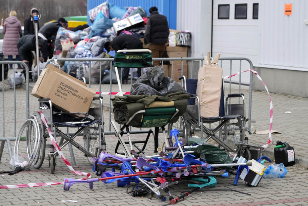 Galleria foto 'Polonia, arrivati 920 mila profughi. Record 130 mila in un giorno – LE IMMAGINI' - foto 7