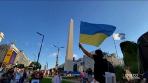 Argentina, a Buenos Aires corteo di solidarietà all’Ucraina