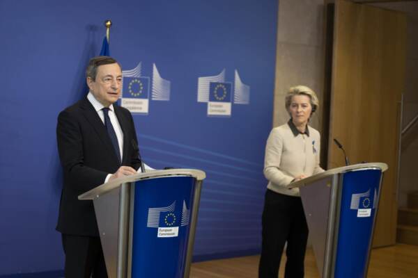 Il premier Mario Draghi incontra la presidente della commissione Ue Ursula Von der Leyen