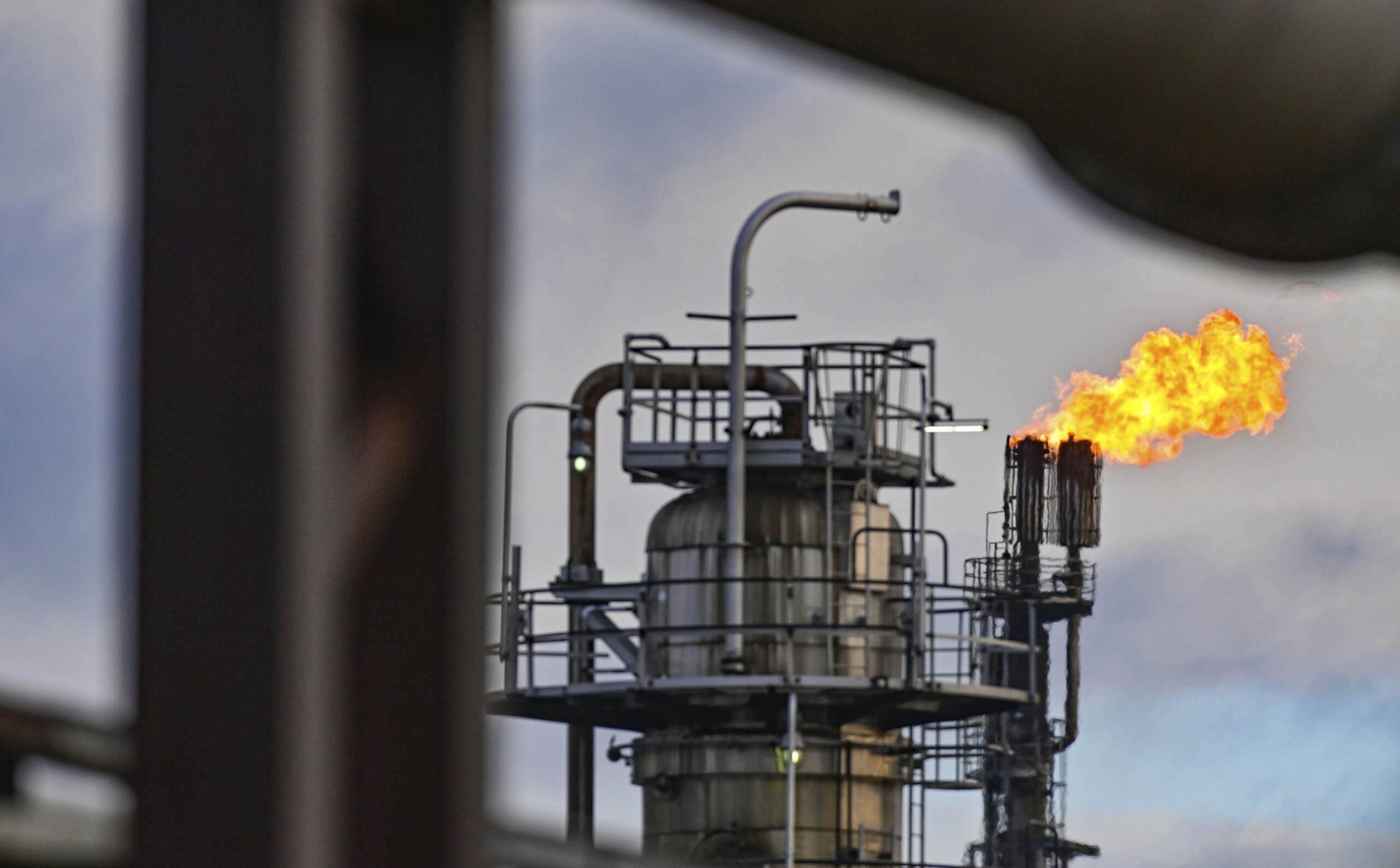 Petrolio e gas Russia: Usa ed Europa valutano embargo, il Brent schizza fino a $140 al barile Petrolio e gas Russia: Usa ed Europa valutano embargo, il Brent schizza fino a $140 al barile