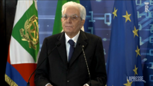 Ucraina, Mattarella: “Ritorno a passato della storia va fermato subito e con decisione”